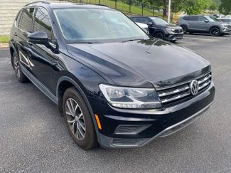 Used 2019 Volkswagen Tiguan SE w/ Panoramic Sunroof Package FWD video 1