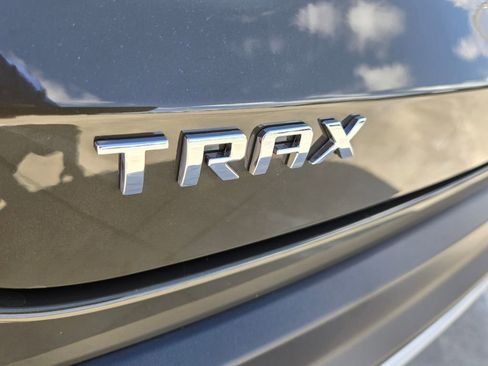 Used 2024 Chevrolet Trax LT image 14