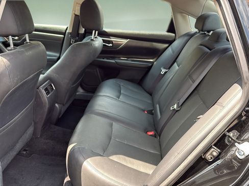 Used 2014 Nissan Altima 2.5 SL w/ Technology Package FWD image 15