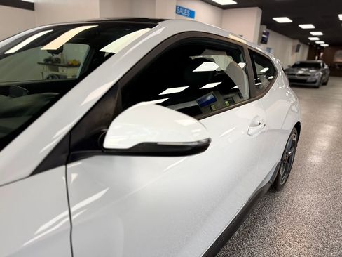 Used 2019 Hyundai Veloster Turbo image 40