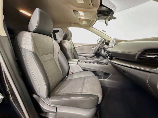 Used 2021 Nissan Rogue SV AWD/4WD image 27