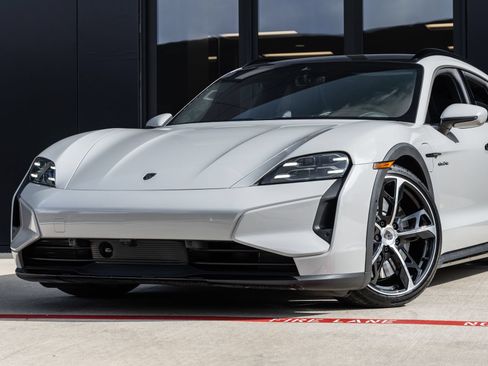 New 2026 Porsche Taycan Turbo AWD/4WD image 7