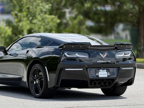 Used 2016 Chevrolet Corvette Stingray Coupe RWD image 40