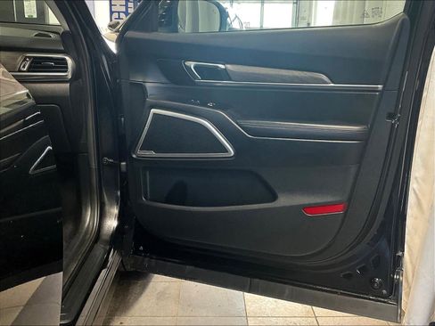 Used 2021 Kia Telluride EX image 12