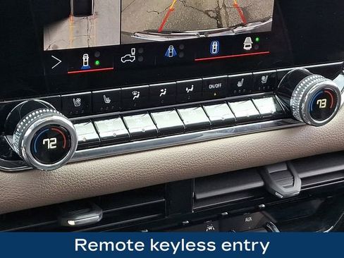 Used 2026 GMC Canyon Denali image 14