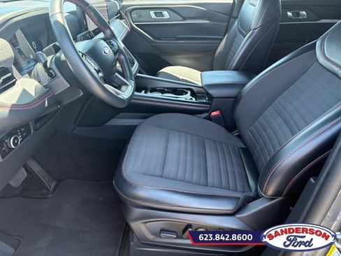 Certified 2025 Ford Explorer ST-Line AWD/4WD image 15