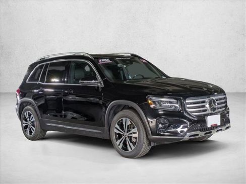 Certified 2025 Mercedes-Benz GLB 250 4MATIC image 3