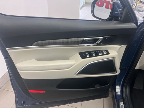 Used 2023 Kia Telluride SX image 8