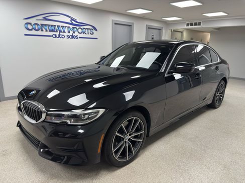 Used 2019 BMW 330i xDrive Sedan w/ Convenience Package image 2