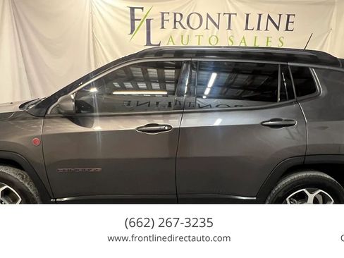 Used 2022 Jeep Compass Trailhawk AWD/4WD image 4