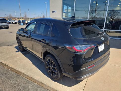 Used 2024 Honda HR-V Sport image 5