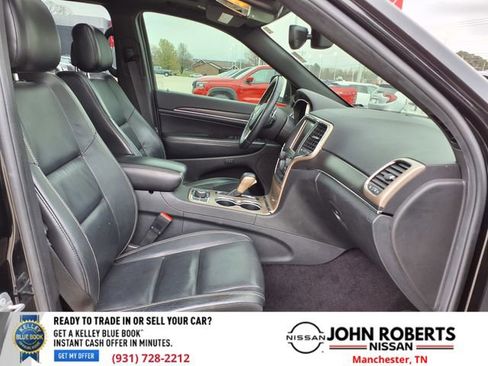 Used 2017 Jeep Grand Cherokee Limited image 20