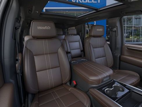New 2026 Chevrolet Tahoe High Country AWD/4WD image 16