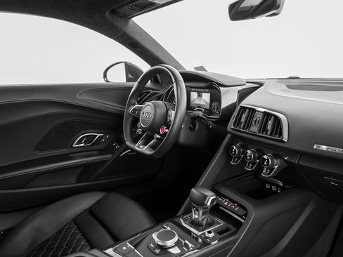 Used 2018 Audi R8 V10 plus AWD/4WD image 28
