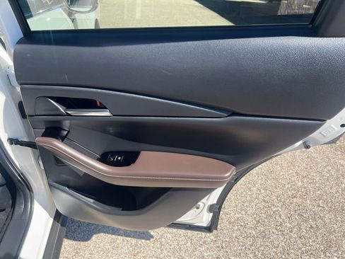 Used 2024 MAZDA CX-30 AWD 2.5 S w/ Premium Package image 18