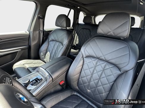 Used 2025 BMW X5 xDrive40i w/ Climate Comfort Package AWD/4WD image 10