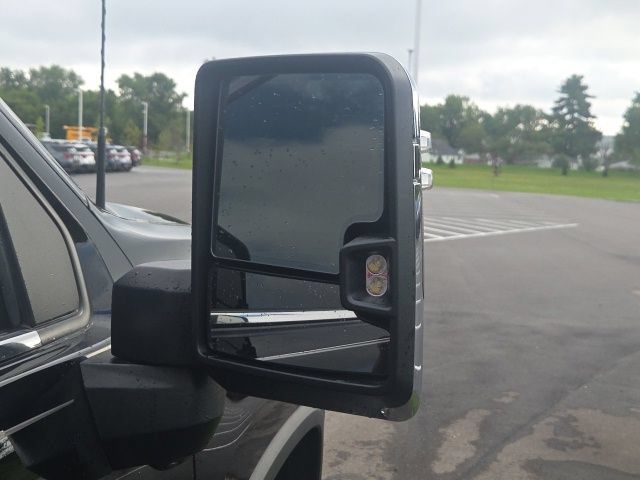 Used 2025 Chevrolet Silverado 2500 LTZ w/ LTZ Plus Package AWD/4WD image 6