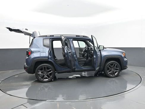 Used 2021 Jeep Renegade Latitude image 29