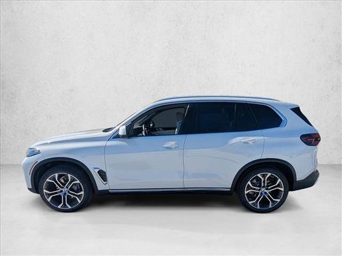 New 2026 BMW X5 sDrive40i w/ Climate Comfort Package image 5