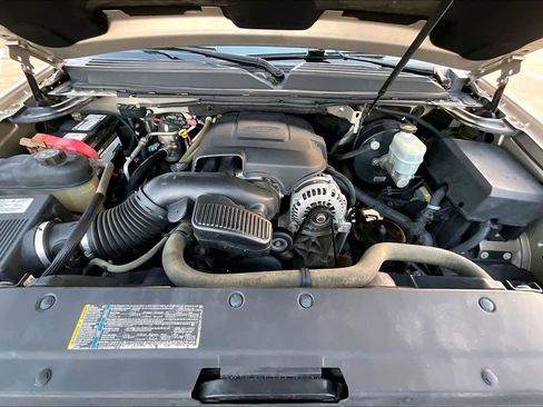 Used 2008 Chevrolet Tahoe LTZ w/ LTZ Preferred Equipment Group image 9