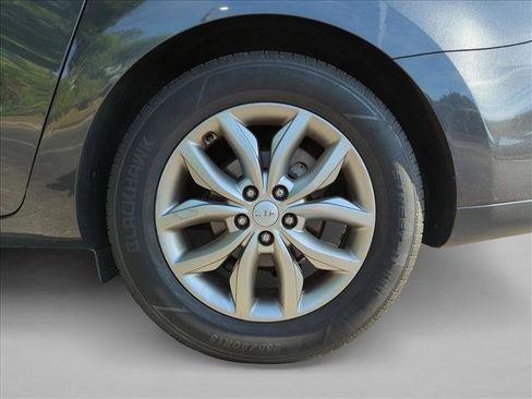 Used 2020 Kia Sedona EX FWD image 13