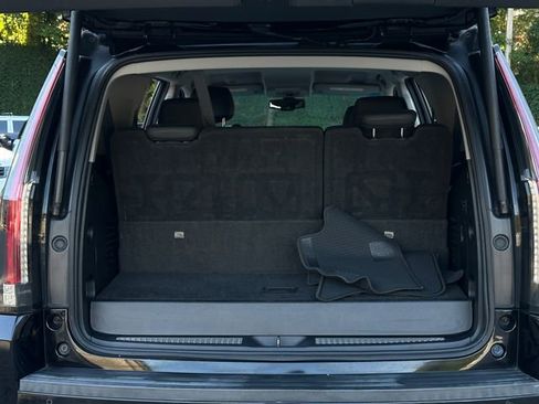 Used 2019 Cadillac Escalade 2WD image 38
