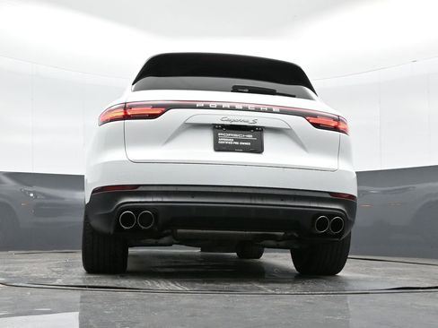 Certified 2021 Porsche Cayenne S image 36