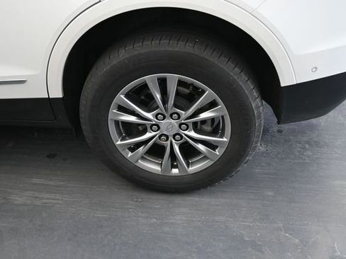 Used 2023 Cadillac XT5 Premium Luxury w/ Technology Package AWD/4WD image 13
