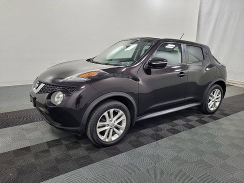 Used 2015 Nissan Juke SV w/ Cold Weather Package AWD/4WD image 2
