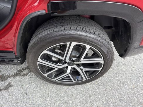 Used 2025 Jeep Compass Limited w/ Elite Group AWD/4WD image 12