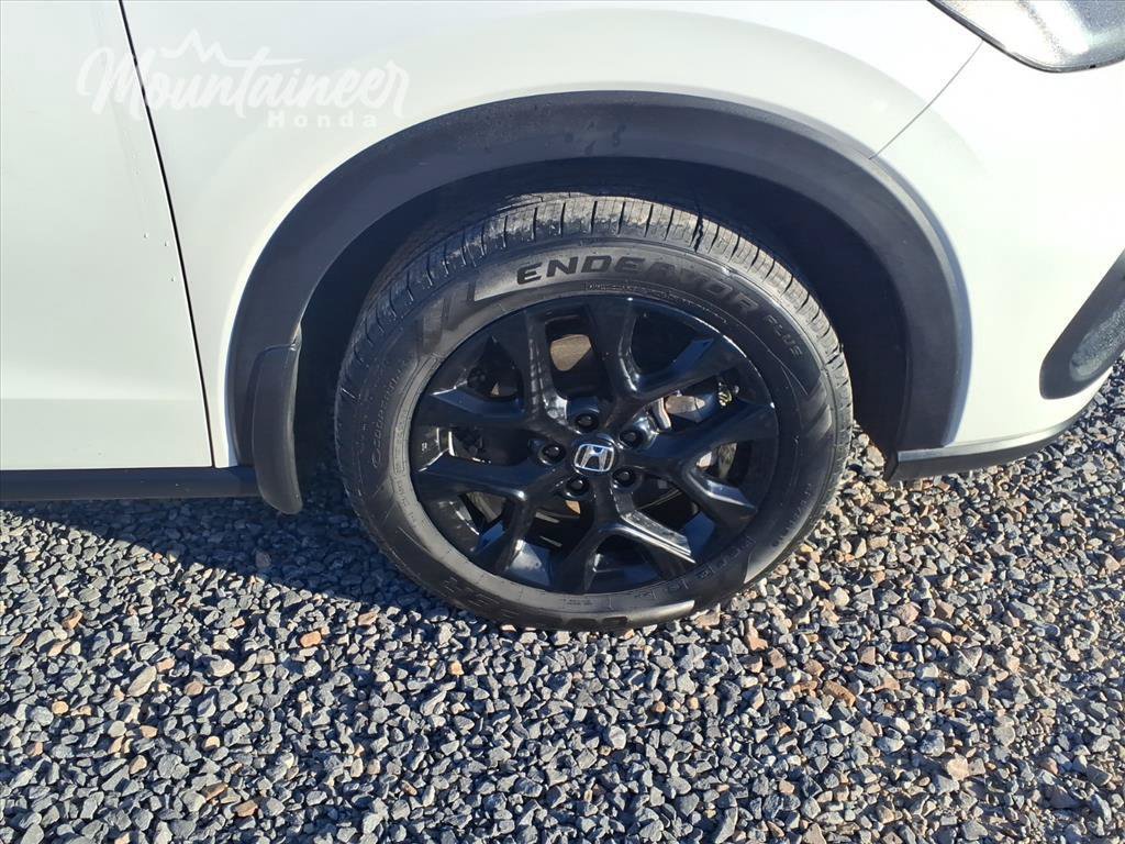 Used 2025 Honda HR-V Sport image 13