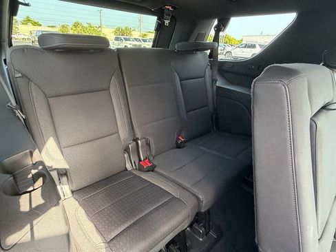 Used 2022 Chevrolet Tahoe LS RWD image 18