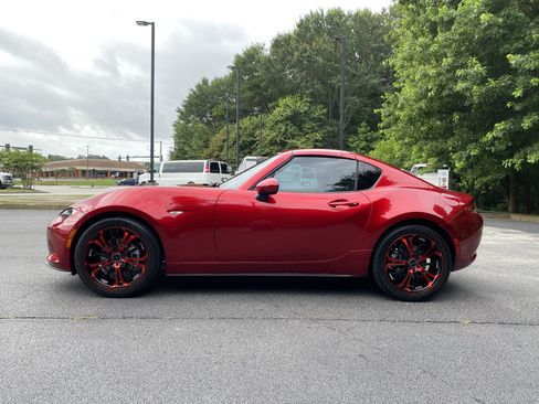 Used 2022 MAZDA MX-5 Miata RF Grand Touring RWD image 6