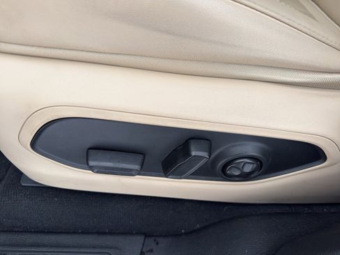 Used 2023 Jeep Grand Cherokee Limited image 15