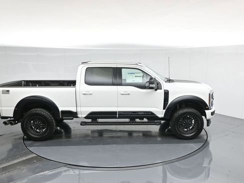 New 2026 Ford F250 Lariat w/ Black Appearance Package image 56