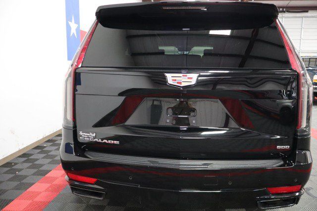 Used 2021 Cadillac Escalade Sport Platinum RWD image 25