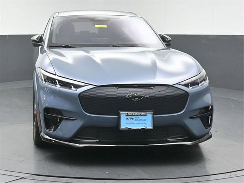 Certified 2024 Ford Mustang Mach-E GT image 2