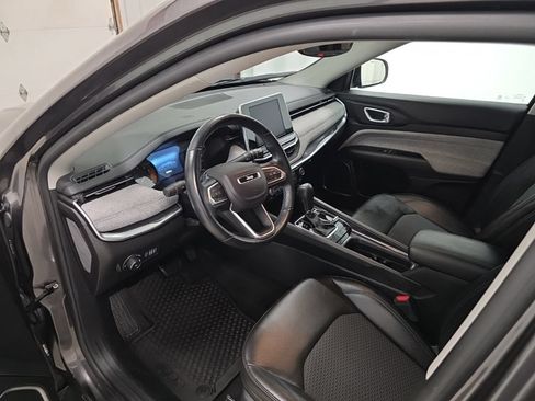 Used 2022 Jeep Compass Latitude w/ Convenience Group AWD/4WD image 13