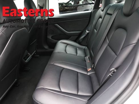 Used 2023 Tesla Model 3 Standard Range image 19