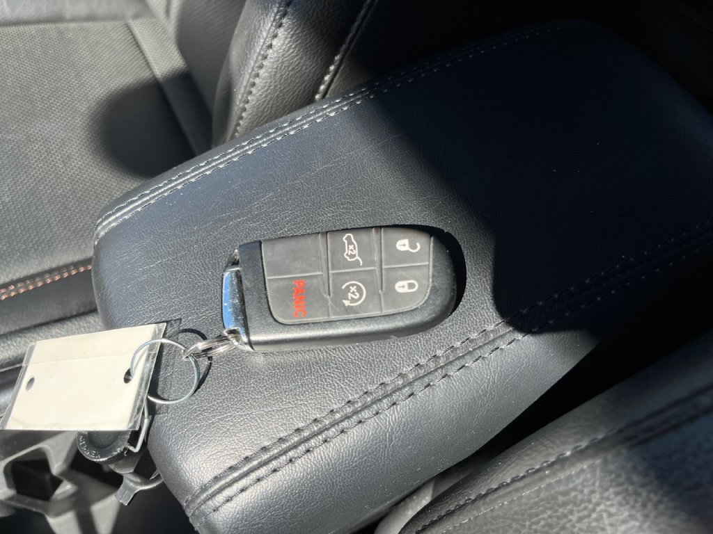 Used 2022 Jeep Compass Latitude AWD/4WD image 34