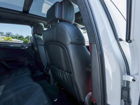 Used 2024 Porsche Macan GTS image 56