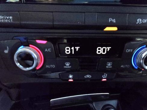 Used 2015 Audi SQ5 Premium Plus image 17