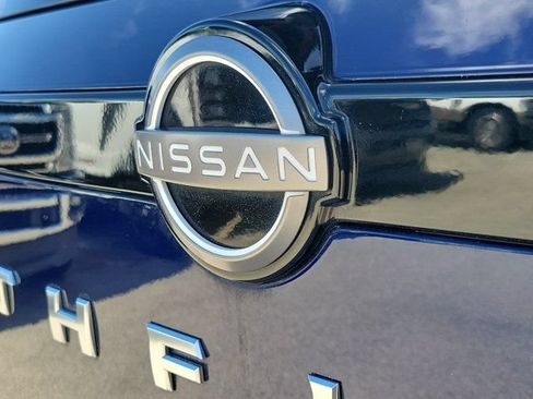 Used 2022 Nissan Pathfinder SL w/ SL Premium Package FWD image 8
