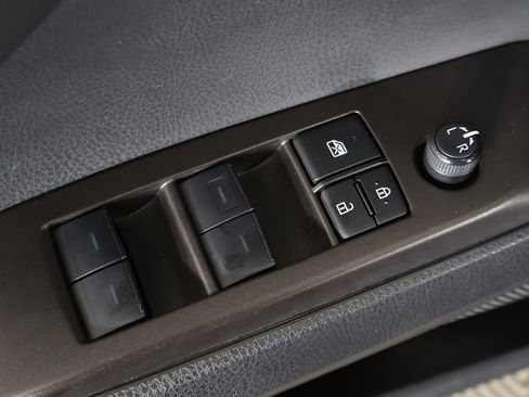 Used 2024 Toyota Camry SE image 35