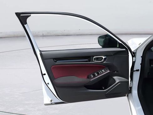 Used 2025 Honda Civic Si image 16