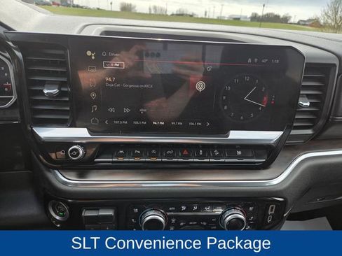 Used 2023 GMC Sierra 1500 SLT w/ SLT Premium Plus Package AWD/4WD image 27