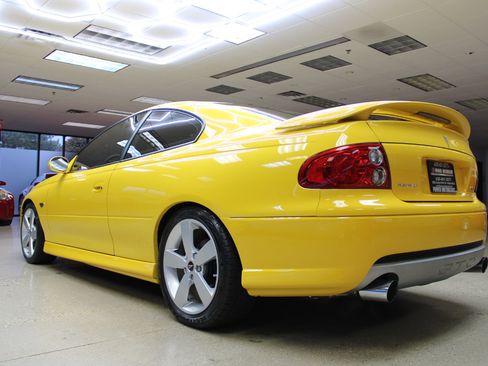 Used 2005 Pontiac GTO image 19