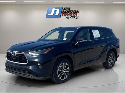 Used 2022 Toyota Highlander XLE