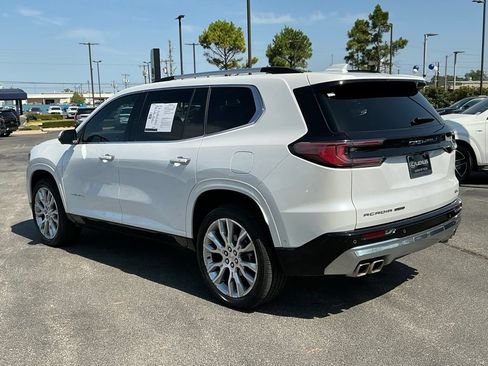 Used 2024 GMC Acadia Denali w/ Super Cruise Package AWD/4WD image 5