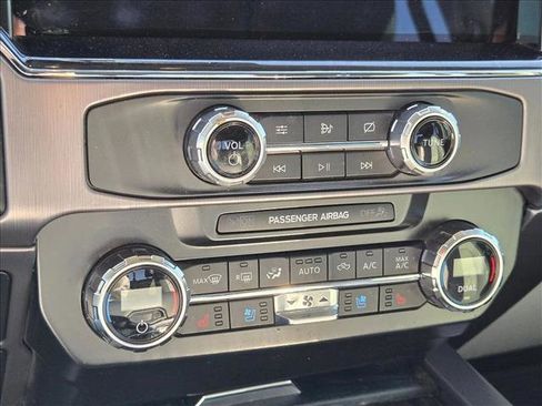 Used 2022 Ford F450 Limited w/ FX4 Off-Road Package image 11